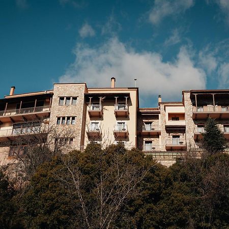 Alpen House Hotel & Suites Arachova Exterior photo